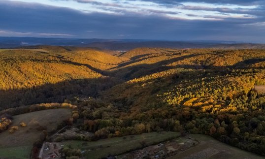 Výhledy na údolí Bílého potoka / zajímavost