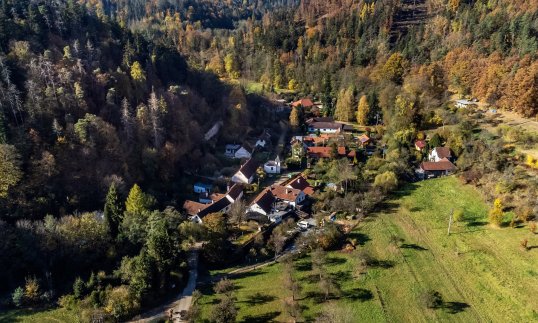 Výhledy na údolí Bílého potoka / zajímavost